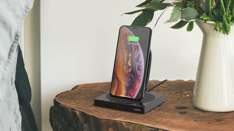 belkin-charging-stand