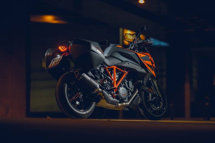 2022 KTM 1290 Super Duke GT