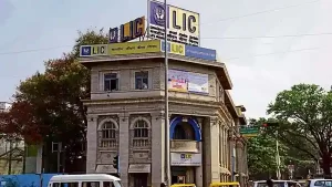 LIC’s market share in terms of premium income has fallen sharply despite no new insurance player entering the life insurance industry since June 2020 (Photo: Mint)