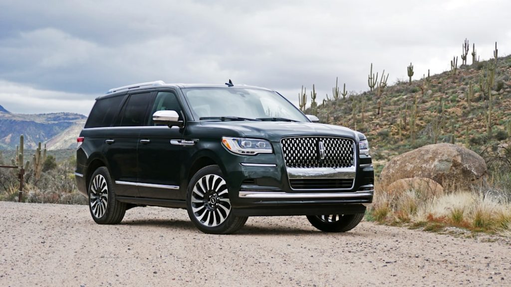 2022 Lincoln Navigator First Drive Review | It's greener now. Literally.