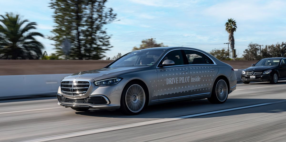 2022 Mercedes-Benz S-Class Ridealong: Drive Pilot Takes Over