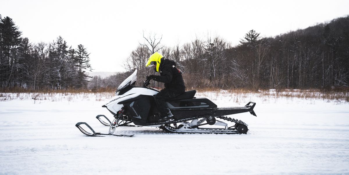 2022 Taiga Nomad Electric Snowmobile Is Quiet, Quick, and Fun but Won't Take You Very Far