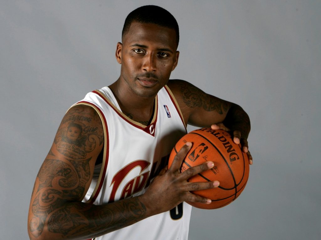 Man gets life in prison for murder of NBA’s Lorenzen Wright - KGET 17