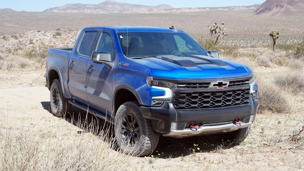 2022 Chevy Silverado ZR2 First Drive | Raptor rival? More like an alternative