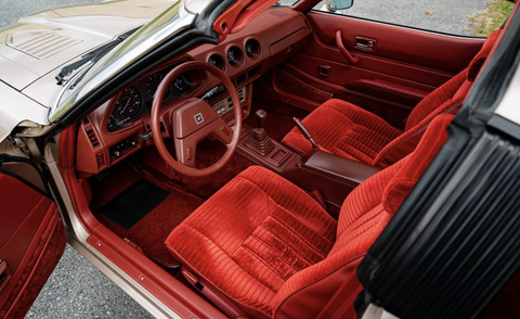 1983 datsun 280zx interior