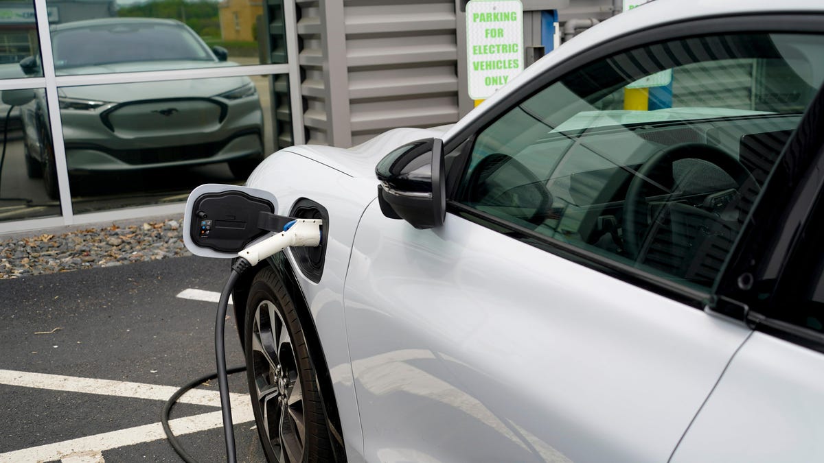 Global EV Adoption Hits New High Of 20 Million Thanks To Tiny Electric Cars