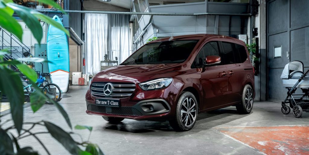 Mercedes-Benz T-Class Is a Stylish Compact Van for Europe