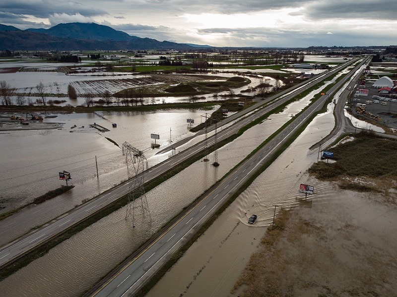 Motorist driving on closes Trans-Canada highway in Abbotsford, BC