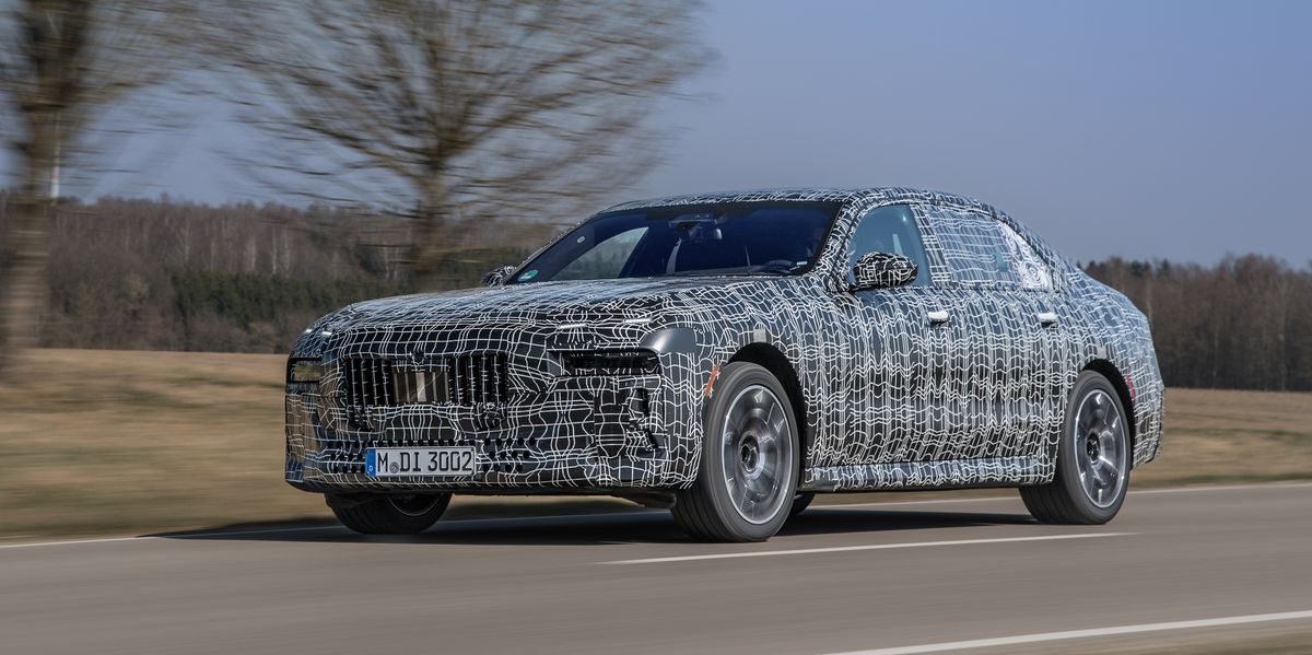 Prototype Drive: 2023 BMW 7-Series Is an Indulgent Modern Marvel