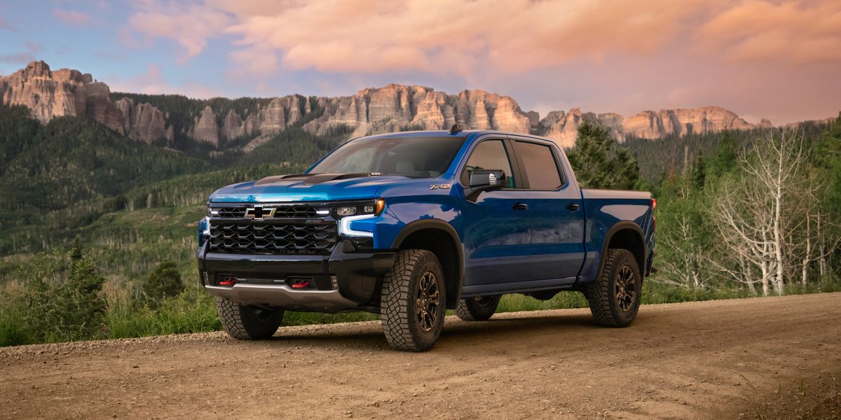 View Photos of the 2022 Chevrolet Silverado 1500 ZR2