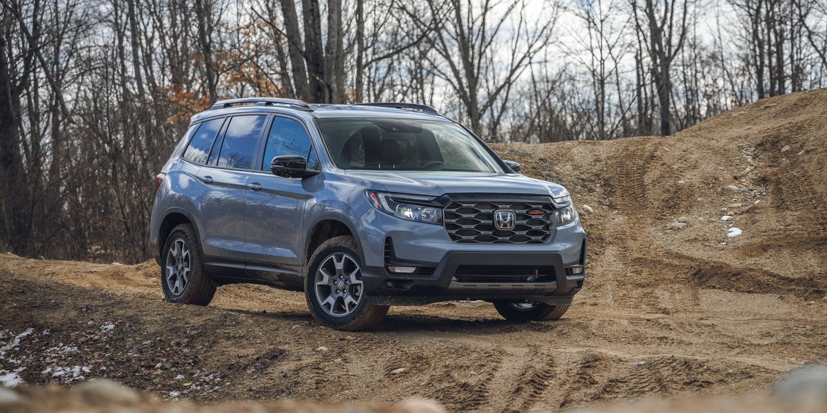 View Photos of the 2022 Honda Passport TrailSport