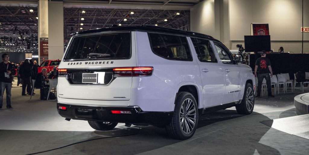 View Photos of the 2023 Jeep Wagoneer L / Grand Wagoneer L