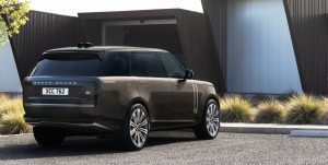 View Photos of the 2023 Land Rover Range Rover