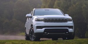 2022 Jeep Grand Wagoneer's Inline-Six Gets Better MPG Than the V-8