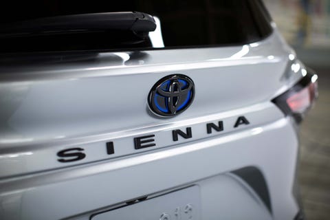 2023 toyota sienna 25th anniversary edition