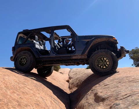 2021 jeep wrangler rubicon xtreme recon rock crawling