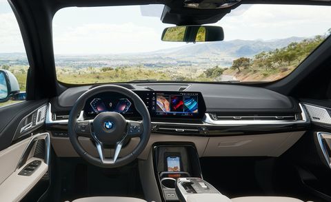 2023 bmw x1 interior