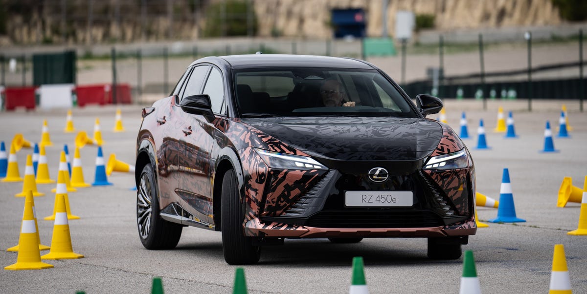 2023 Lexus RZ450e Arrives with 308 hp, Modest Range, and a Steering Yoke