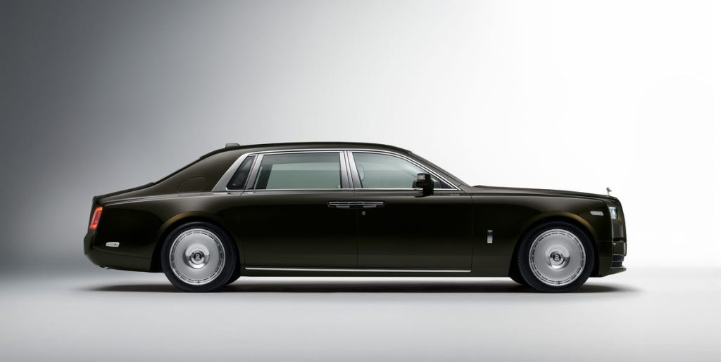 2023 Rolls-Royce Phantom Gets Subtle Trim Revisions, New Wheels