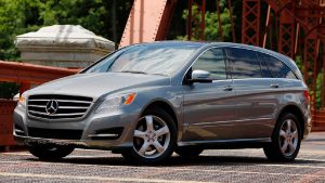 Mercedes issues urgent recall of 290k SUVs for brake issue