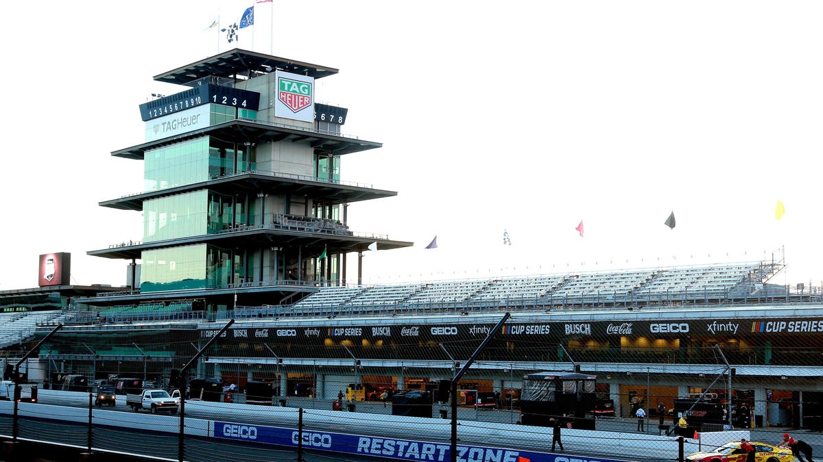 The Indy 500 Qualifying Session Where Naked Fans Stormed the Track