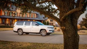 The Most Fuel Efficient Jeep Grand Wagoneer Gets 15 MPG City