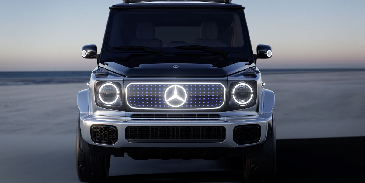 Watch the 2024 Mercedes EQG, an Electric G-Class, Do a Tank Turn