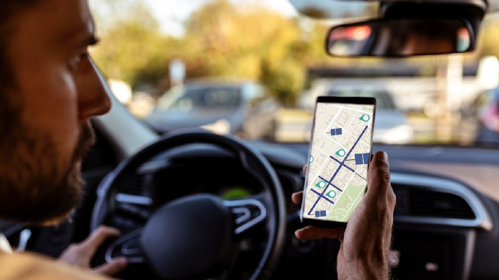 The leading car GPS trackers for easy vehicle location