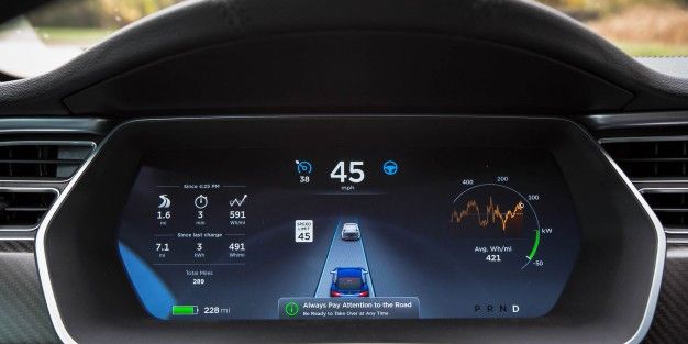 830,000 Teslas with Autopilot under NHTSA Investigation, Recall Possible