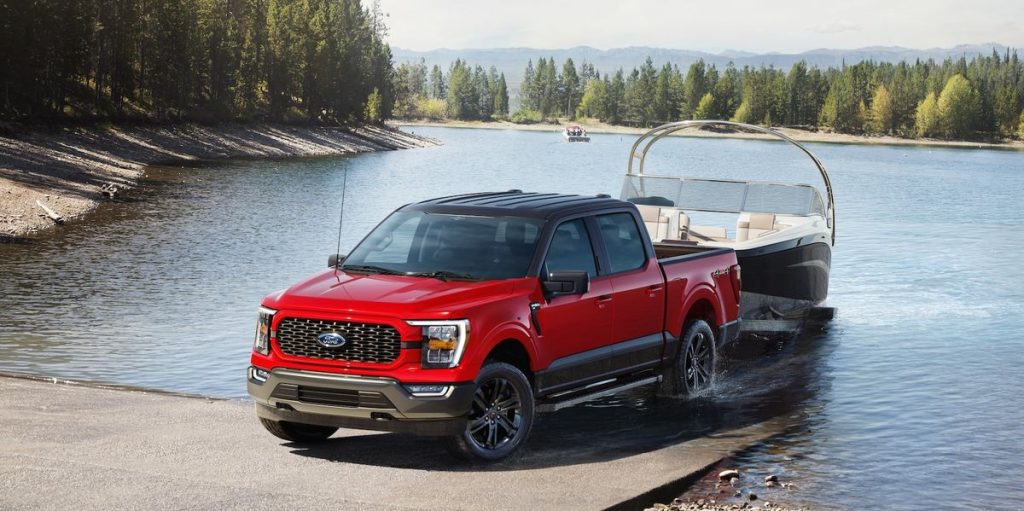 2023 Ford F-150 Heritage Edition Revives Old-School Paint Scheme