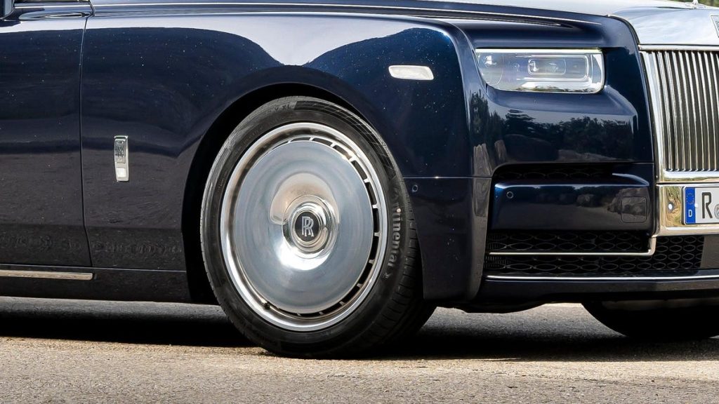 Help, I'm in Love With Rolls-Royce's Ridiculous New $13,000 Wheels