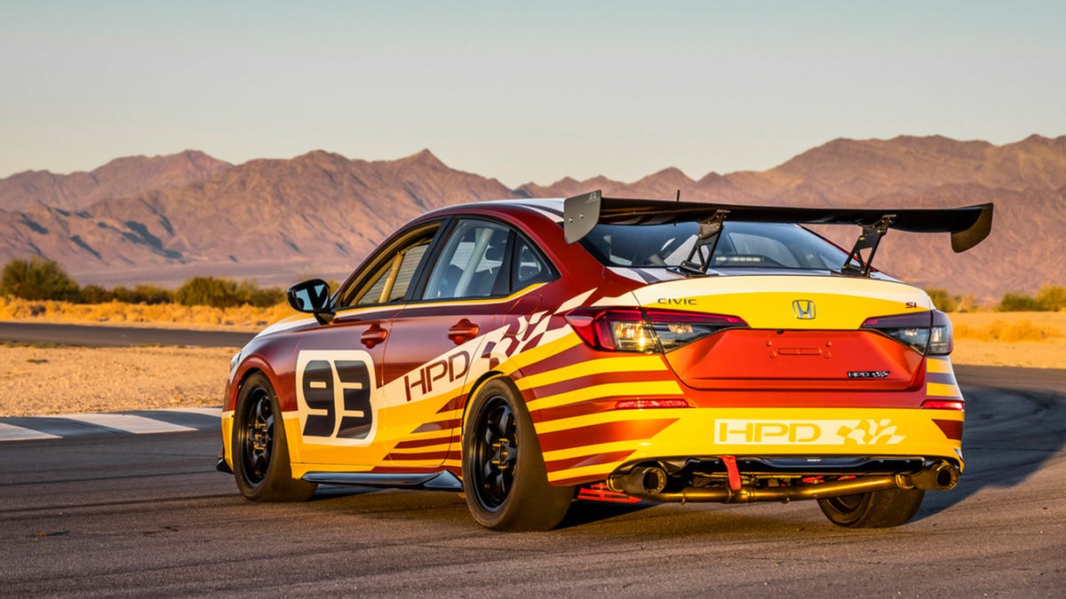 Honda Civic Si Touring Car Is a Deal at $55,000