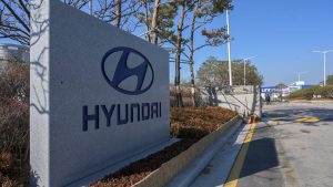 Hyundai Adds Weekend Production Despite Truckers Strike in Korea