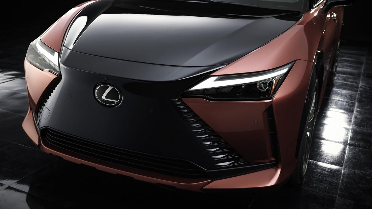 Lexus Will Keep Using the Giant Spindle Grille on EVs, Even Though Some Folks Hate It