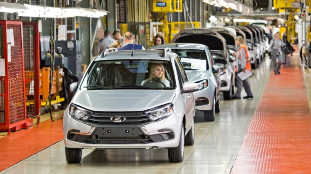 Russia's Lada resumes production with stripped-down Granta