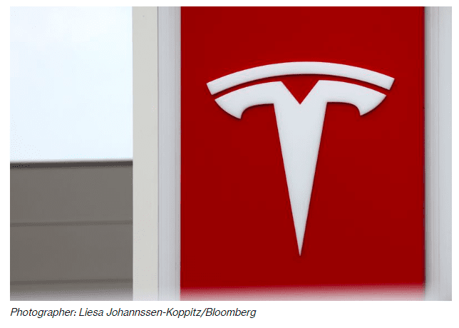 Tesla Autopilot Scrutiny Grows as US Upgrades, Expands Probe