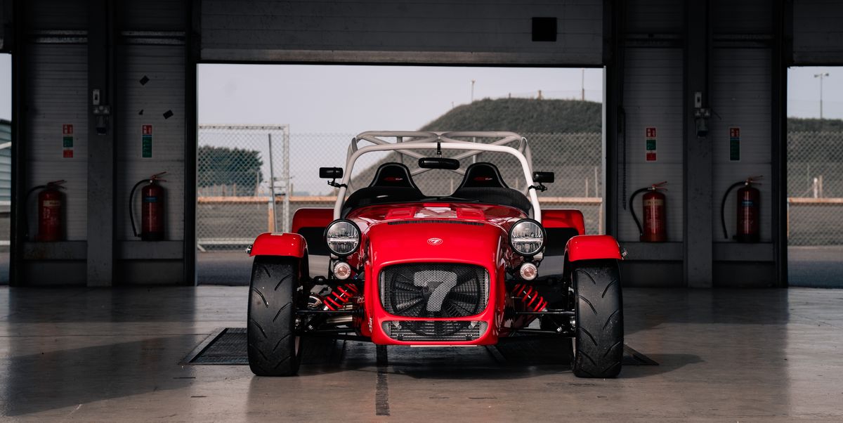 View Photos of the 2022 Caterham Seven 420 Cup