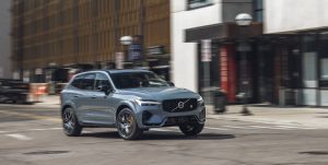 View Photos of the 2022 Volvo XC60 Polestar Engineered