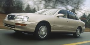 Driven: 1995 Toyota Avalon XL, a Giant among Toyotas