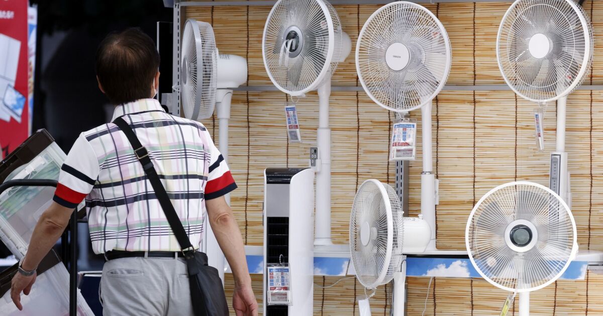 Japanese insurers sell heatstroke coverage during sizzling summer