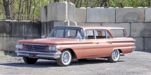 1960 Pontiac Catalina Safari Is Our Bring a Trailer Pick of the Day