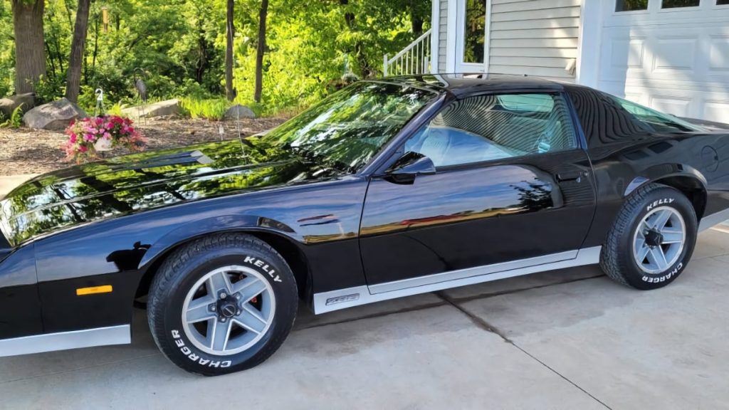 At $13,500, Is This 1982 Chevy Camaro Z28 a Bitchin’ Deal?