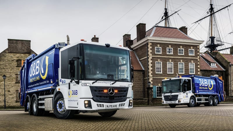 Daimler starts production of second electric truck, the eEconic