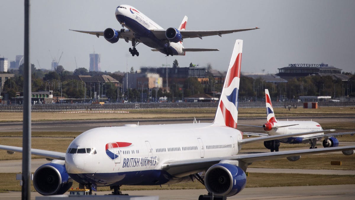 London's Heathrow Airport Tells Airlines to Stop Selling Summer Tickets