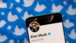 Musk makes Twitter legal threat meme after scrapping $44 billion deal