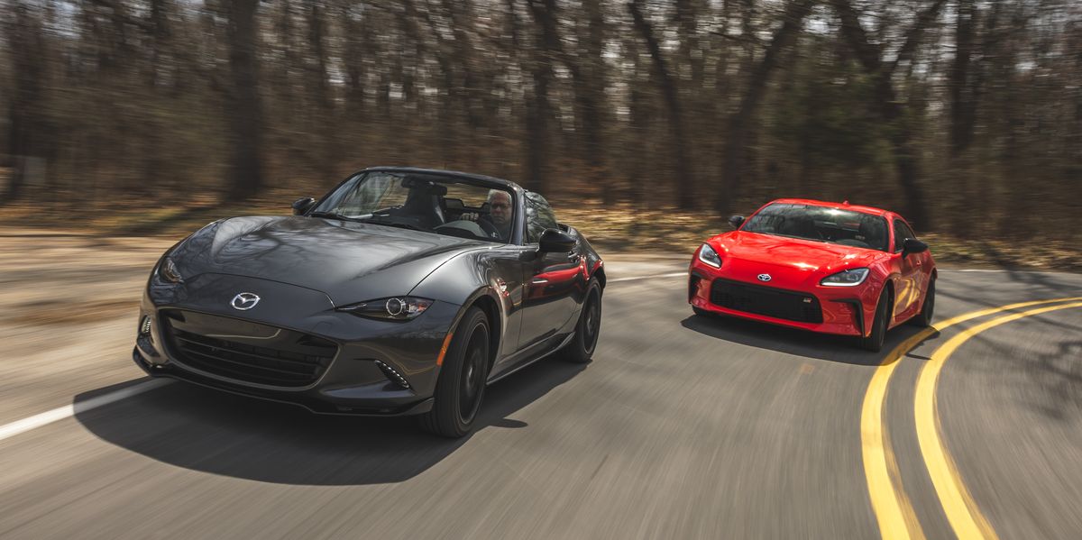 View 2022 Toyota GR86 Premium vs. 2022 Mazda MX-5 Miata Club Photos