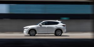 View Photos of the 2022 Mazda CX-5 2.5 Turbo Signature