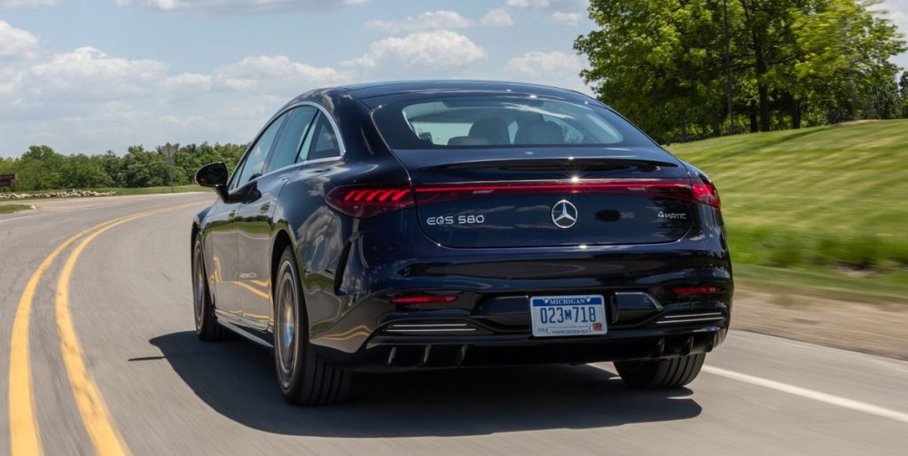 View Photos of the 2022 Mercedes-Benz EQS580 4Matic