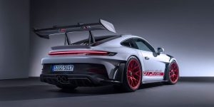 2023 Porsche 911 GT3 RS Has 518 HP and Insane Aero Elements