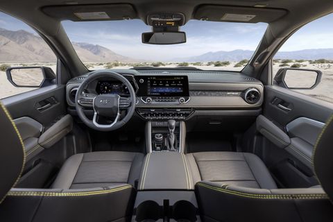 2023 Chevy Colorado ZR2 interior 2023 chevy colorado zr2 interior